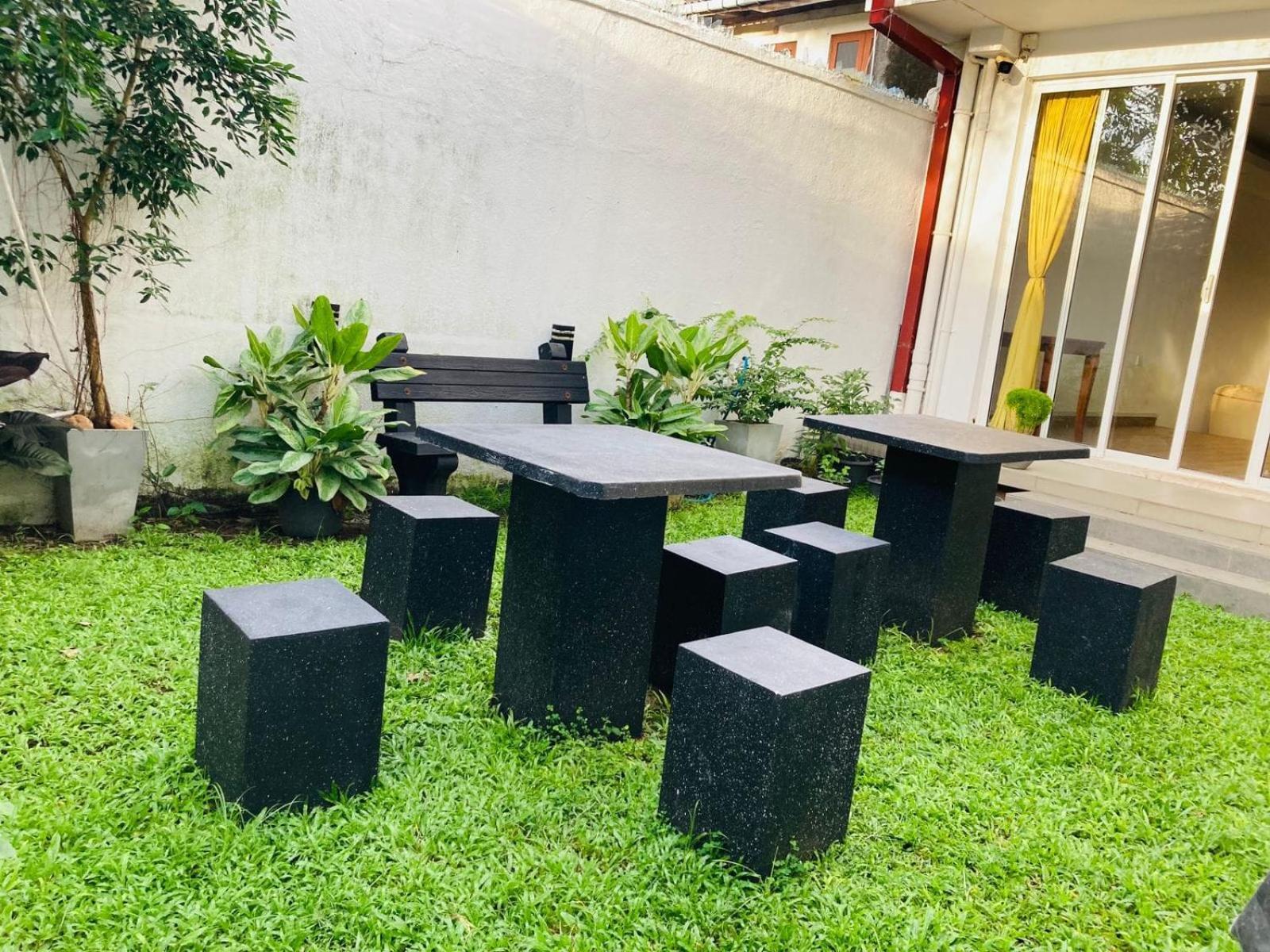 Green Bloom Dehiwala-Mount Lavinia Ngoại thất bức ảnh